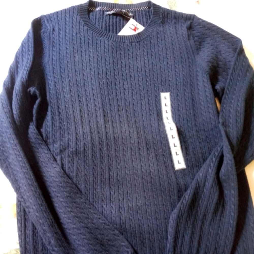 Tommy Hilfiger Womens Dk Blue Crew Neck sweater large.